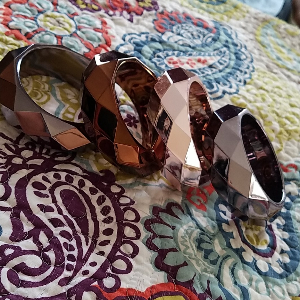 💥3 for $15💥 Geometric bangles - Picture 5 of 12